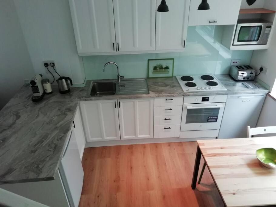 New Quay 2 Bed Villa With Full Use Of Site Facilities מראה חיצוני תמונה